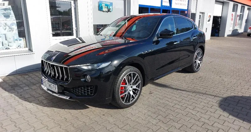 samochody osobowe Maserati Levante cena 229900 przebieg: 110653, rok produkcji 2017 z Biała Rawska